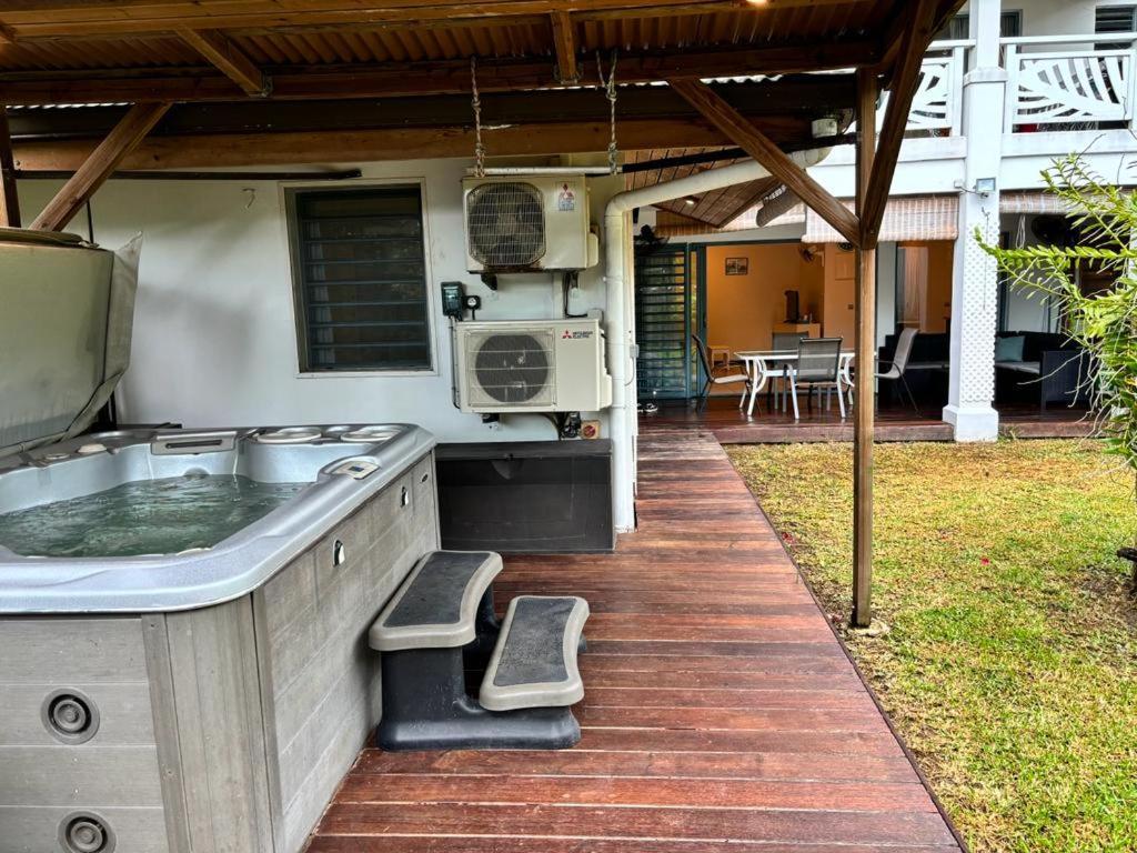 Soleil,jardin Et Jacuzzi Apartment Bora Bora